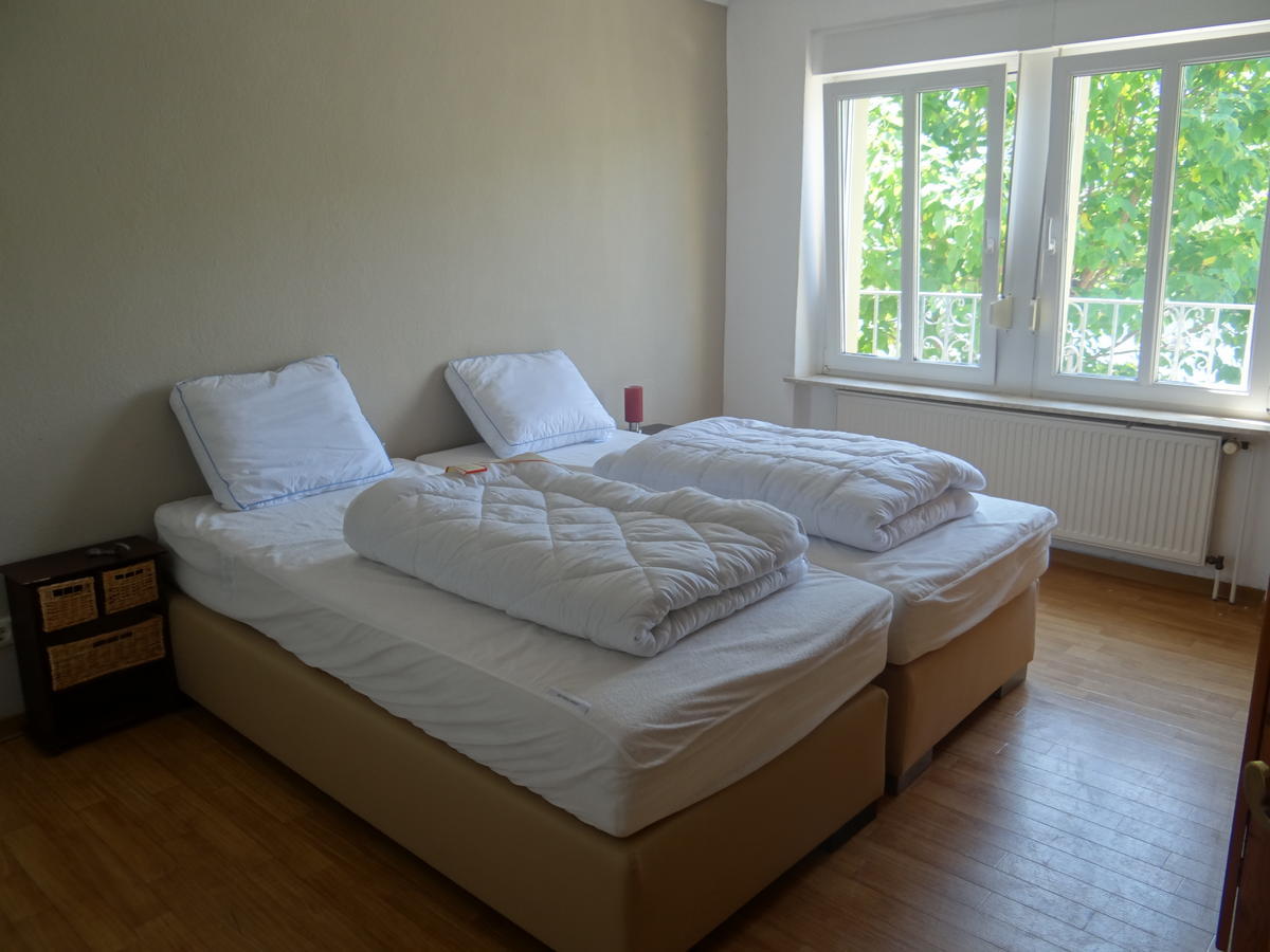 Haus Moezelblik Apartment Zell an der Mosel Phòng bức ảnh